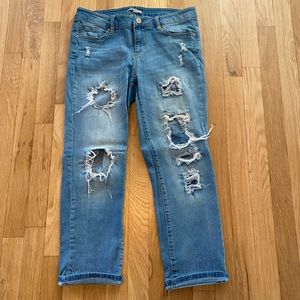 New York & Company Ripped Jeans size 8